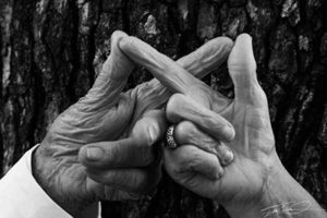 Old-Couples-Will-Remind-You-What-Love-Is-All-Abou2