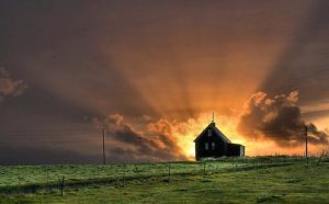 The-House-with-the-Golden-Windows